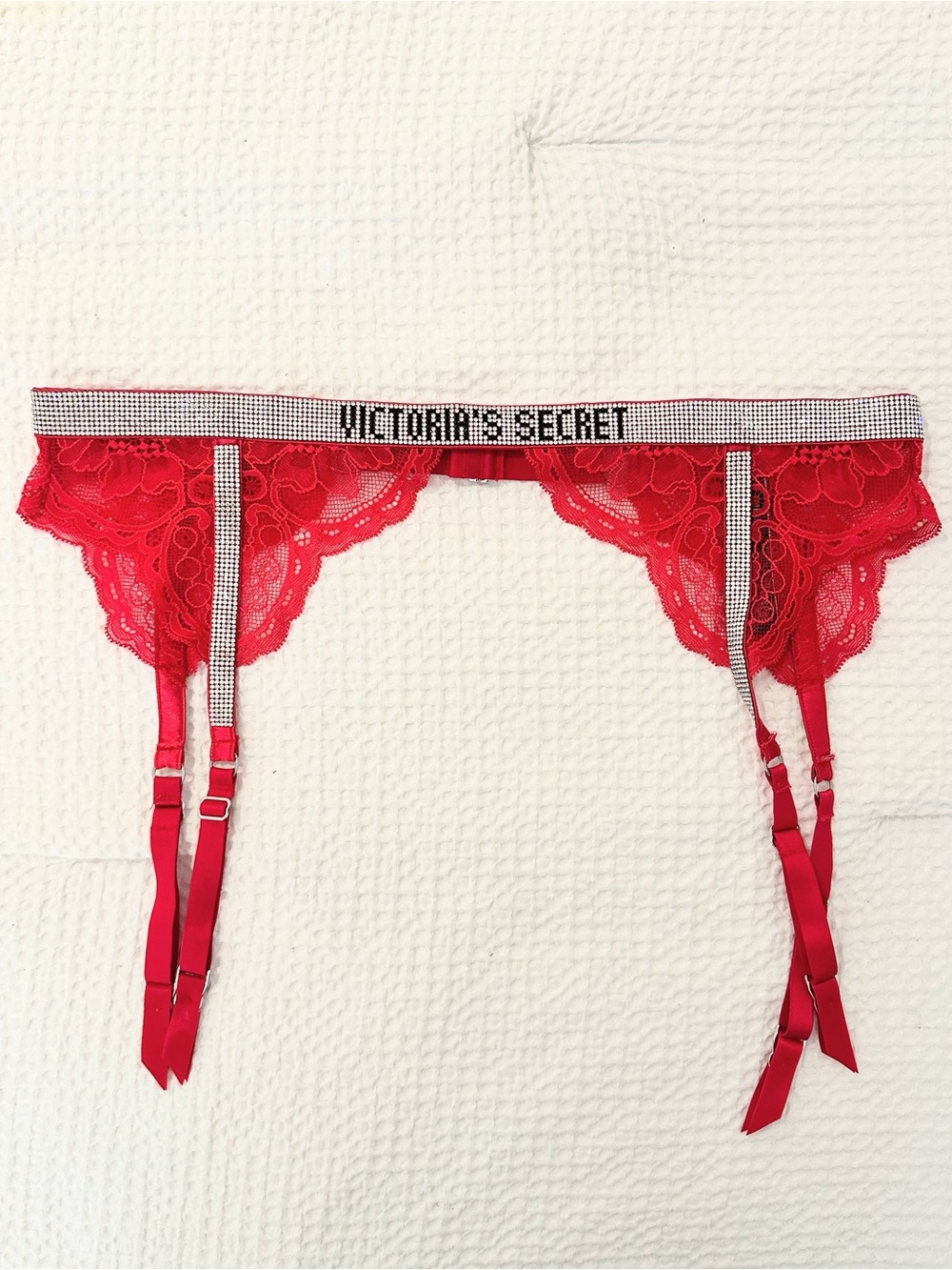 Victoria's Secret Very Sexy Shine Strap Lace Garter Belt M/L *Lipstick Red*